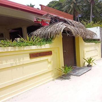 Maison d’hôte pour 2 personnes, avec jardin et vue, animaux acceptés dans Huraa