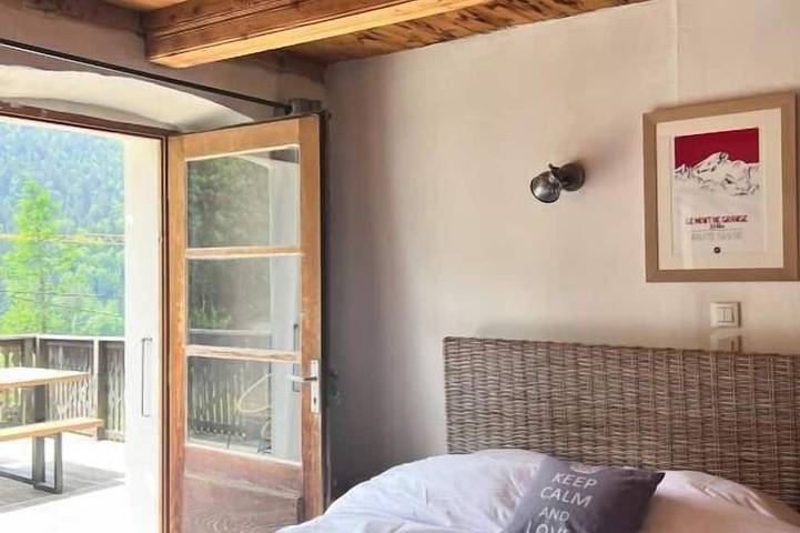 Gîte pour 12 personnes, avec piscine, animaux acceptés dans Office De Tourisme De La Chapelle D Abondance - 4