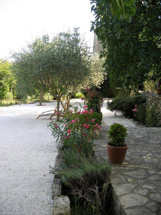 Gîte pour 3 personnes, animaux acceptés à Le Garn - 2