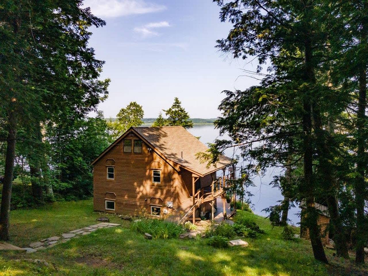 Red Cedar Haven in Sidney in Kennebec County