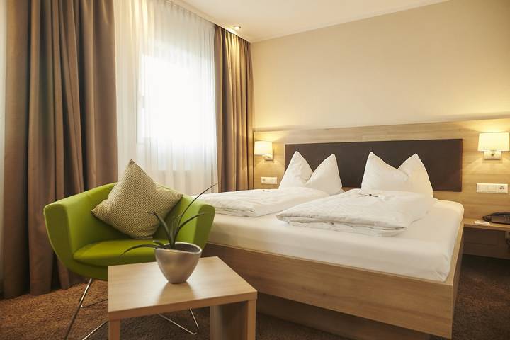 Flair Hotel Grüner Baum Komfort Doppelzimmer in Donaueschingen, Mittlerer Schwarzwald