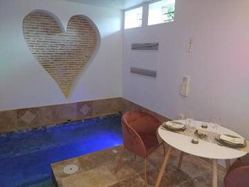Hôtel pour 2 personnes, avec jardin à Saint-Nexans