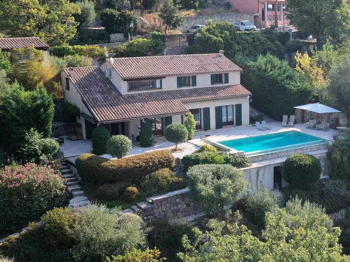 Villa pour 10 personnes, avec piscine à Montauroux