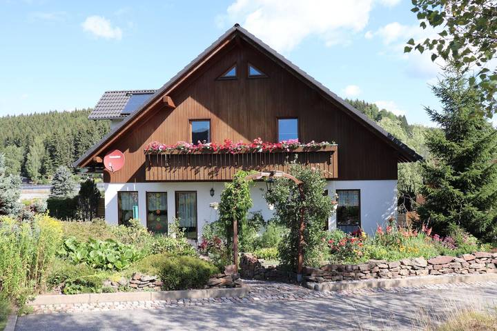 Ferienwohnung für 5 Personen, mit Balkon, kinderfreundlich in Breitenbrunn / Erzgebirge