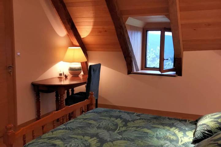 Location de vacances pour 6 personnes, avec terrasse et jardin à Castelnau-de-Mandailles - 3