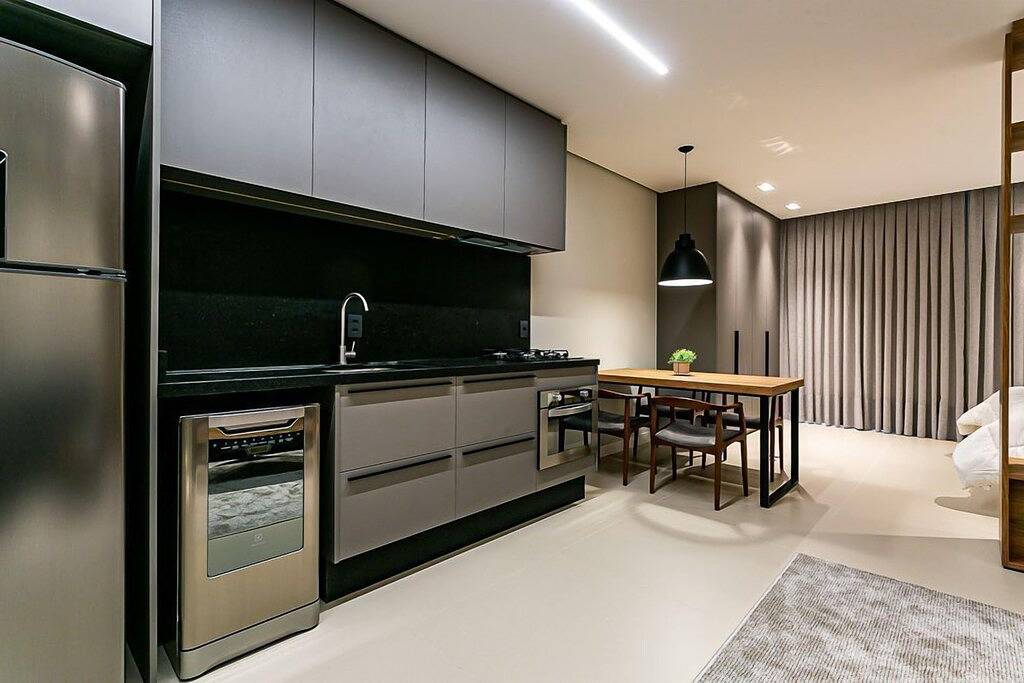 Ganze Wohnung, Wi-Fi 350Mb | Foodhall | 450m from Shopping in Florianópolis, Litoral Catarinense