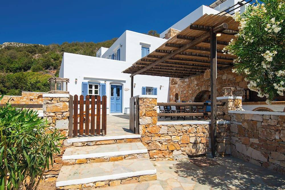 Sifnos Theros Villa in Vathi Beach, Sifnos