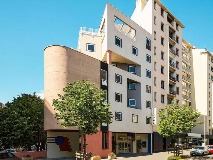 Hôtel pour 2 personnes, avec terrasse dans Palais des Congres Parc Chanot