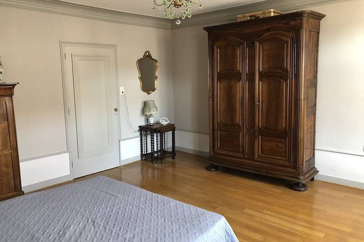 Gîte pour 8 personnes, avec jardin et balcon, animaux acceptés dans Mouthe - 4