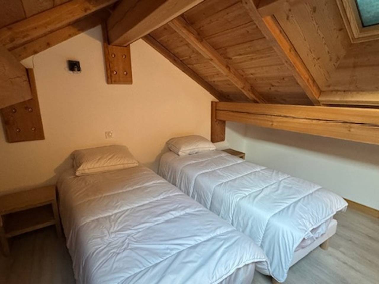 Appartement entier, Superbe duplex luxe 6 pers, vue imprenable, parking privé in Montgenèvre, Région de Briançon