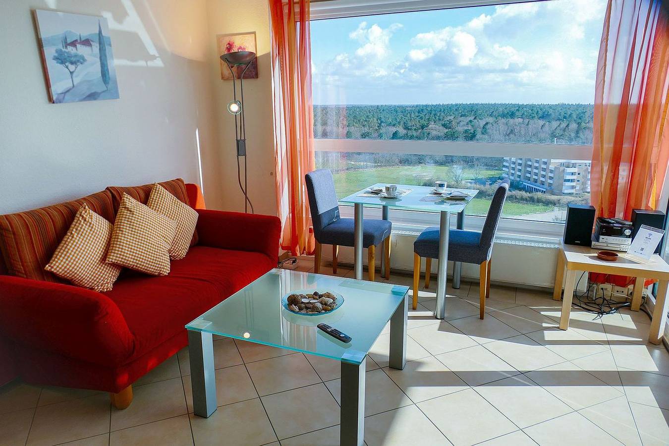 Ganze Wohnung, 1305 in der 13. Etage - Hoch oben, voll Sonne, mit Blick aufs Meer in Sahlenburg Strand, Cuxhaven