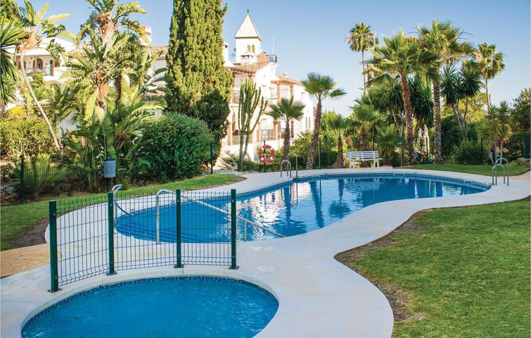Gîte pour 4 personnes, avec terrasse et piscine, animaux acceptés à Mijas - 2