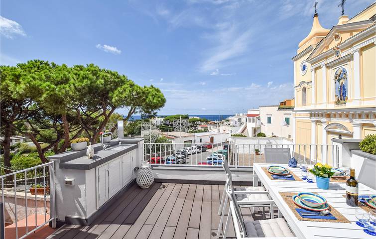 Appartamento vacanze per 5 persone, con Terrazza a Ischia