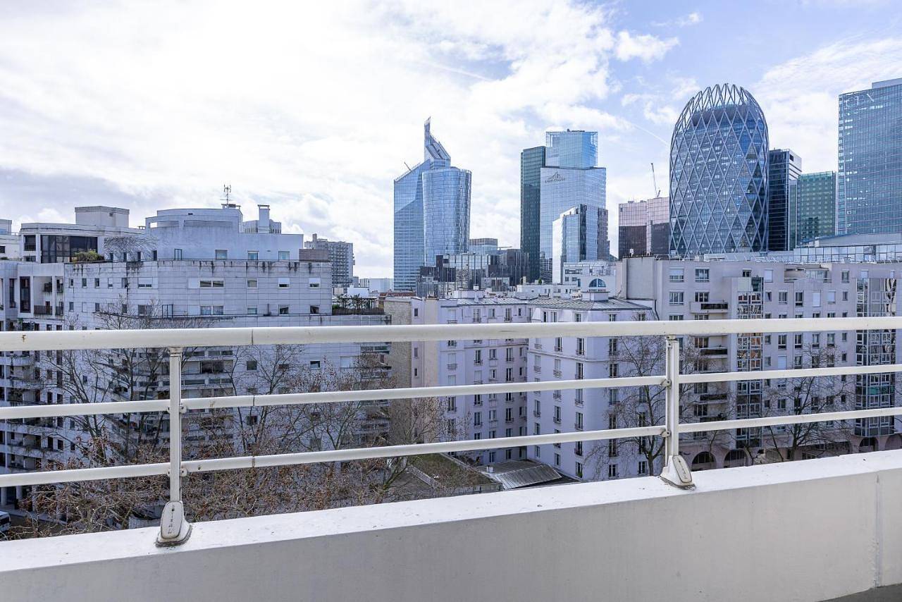 Appartement entier, Star Of Life in Courbevoie, Hauts-de-Seine