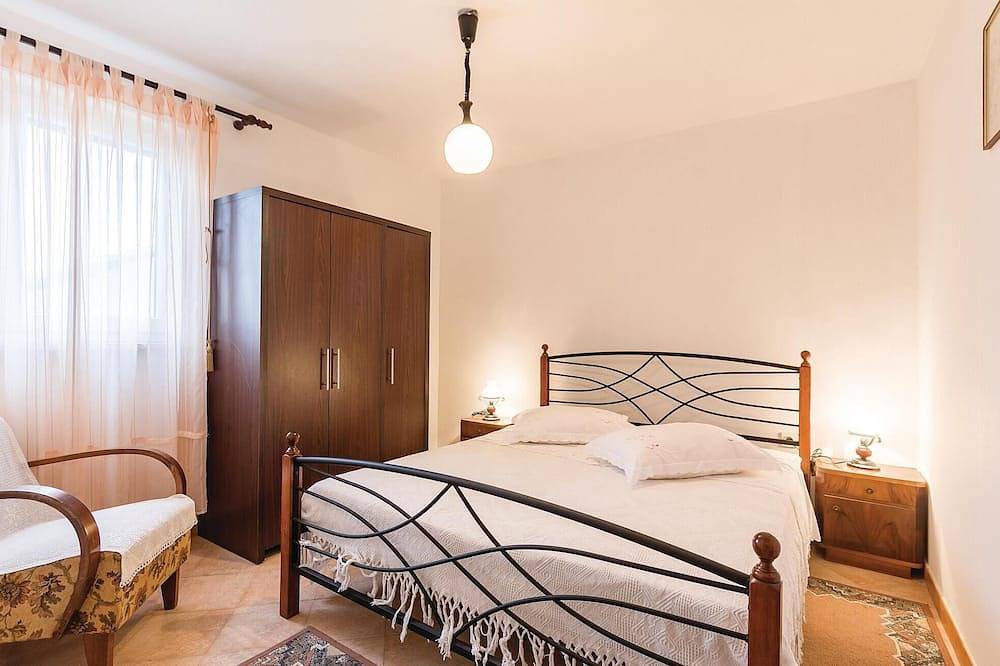 Appartement entier, Appartement confortable à Banjole avec Wi-Fi in Lijom, Banjole