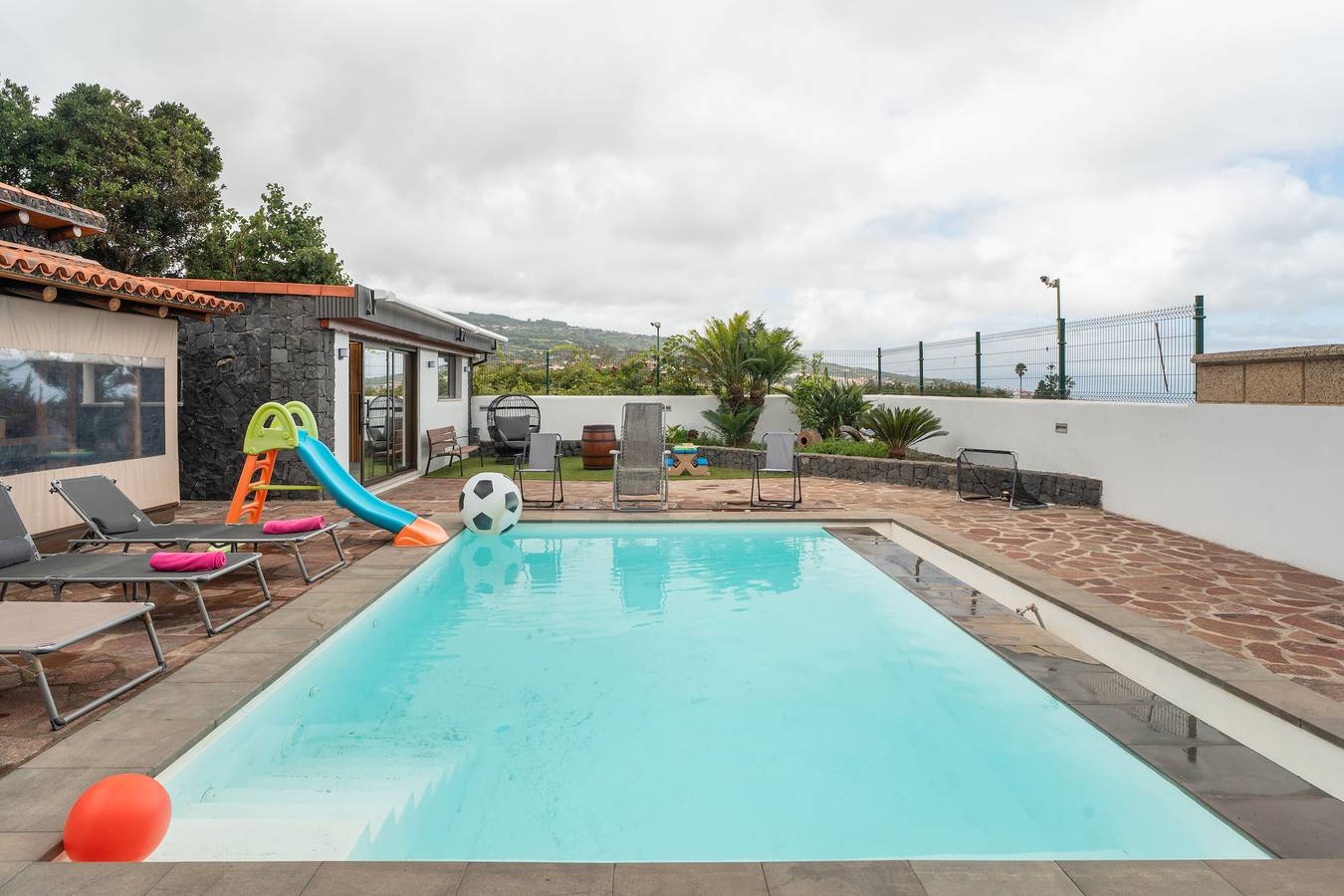 Ganze Wohnung, Ferienwohnung 'Vista Teide' mit Meerblick, Wlan und Klimaanlage in Adelantado, Tacoronte
