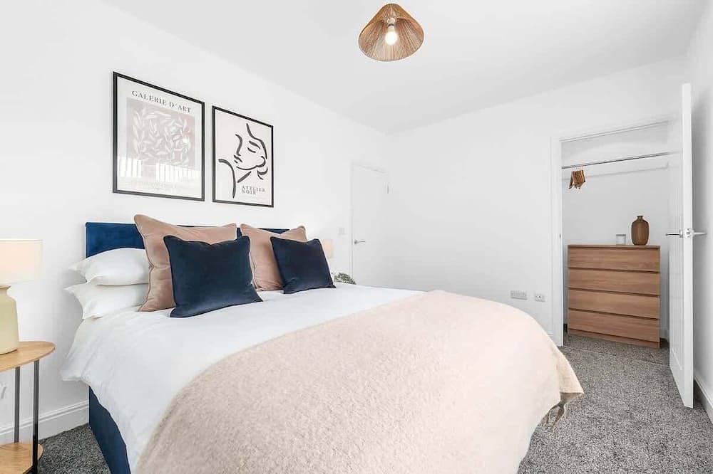 Stanley House Summary in Stoke-on-Trent, Midlands