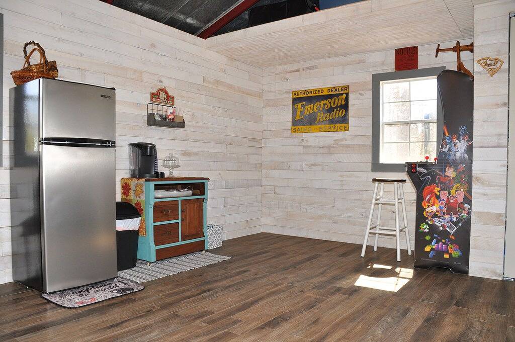 Luxury cabins in the foothills of the Blue Ridge Mountains in Oconee County