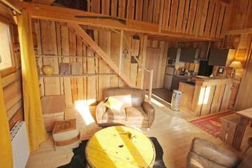 Location de vacances pour 6 personnes, avec jardin, animaux acceptés à Château-Chervix