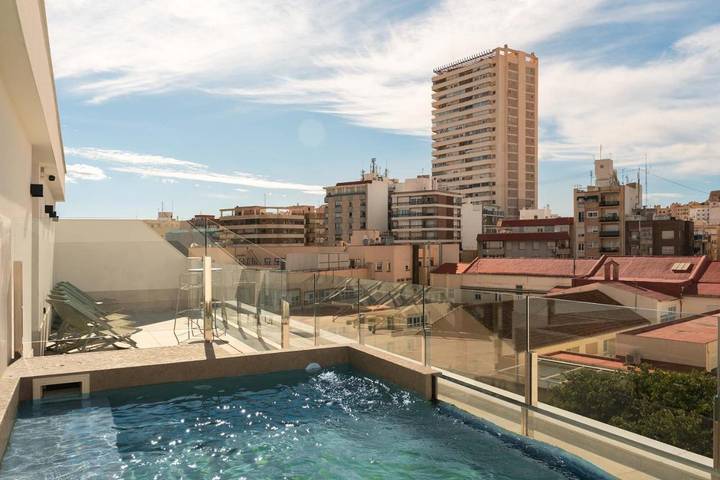 Apartamento de vacaciones para 4 personas, con piscina y terraza - 1