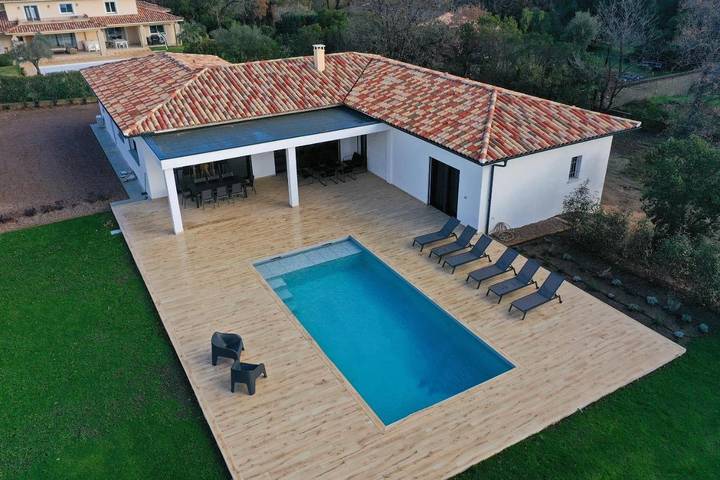 Location de vacances pour 11 personnes, avec piscine et jardin, animaux acceptés dans Morta - 2