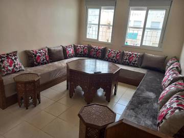 Gîte pour 6 personnes, avec terrasse et jacuzzi à Fnideq