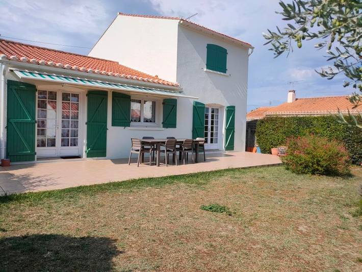 Holiday home for 9 people, with terrace and garden - 1