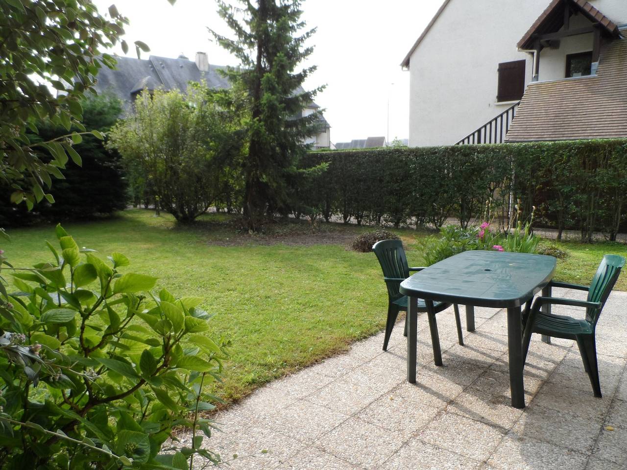 Apartamento entero, Cabaña acogedora en Cabourg: 3 habitaciones, jardín, cerca de Talasoterapia, ¡con aparcamiento y Wifi! in Cabourg, Región de Caen