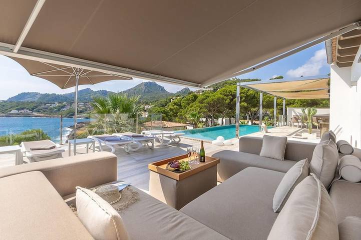 Amazing home in Sa Font de Sa Cala in Cala Provençal, Capdepera