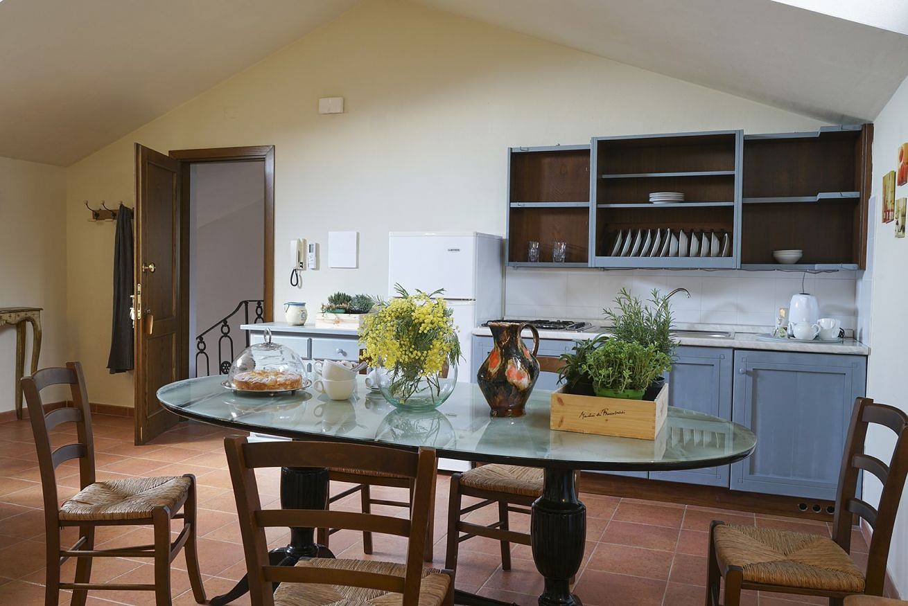 Ganze Wohnung, Castagno, romantisch und einladend, mit Blick auf den Wald in Sassetta, Etruskische Küste