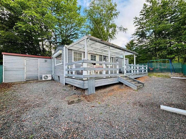 Gîte pour 4 personnes, avec Balcon et Terrasse ainsi que Jardin et Vue à Saint-Rémy-sur-Durolle