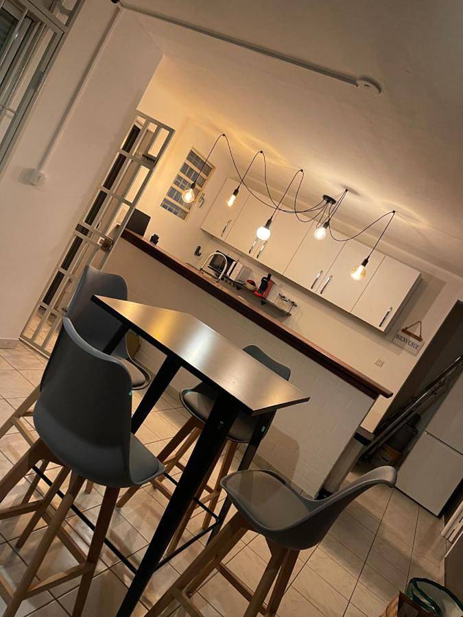 Gîte pour 4 personnes, avec terrasse, animaux acceptés à Koungou - 2