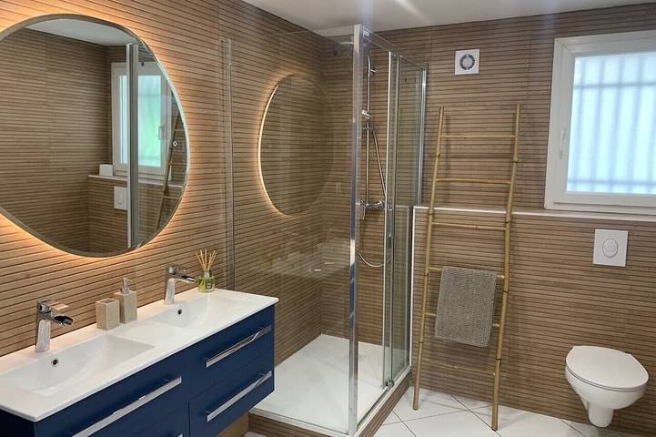 Appartement entier, Appartement + Terrasse Spa BBQ in Narbonne, Côte méditerranéenne (France)