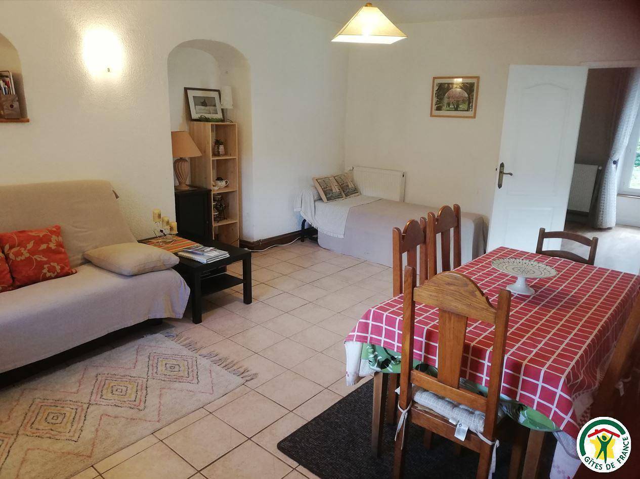 Gîte de la "Maison-Forte de La Mure" à Biol in Biol, Région de La Tour-du-Pin