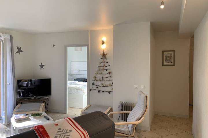 Ganze Wohnung, Ferienwohnung für 4 Personen mit Terrasse in Montbonnot-Saint-Martin, Isère