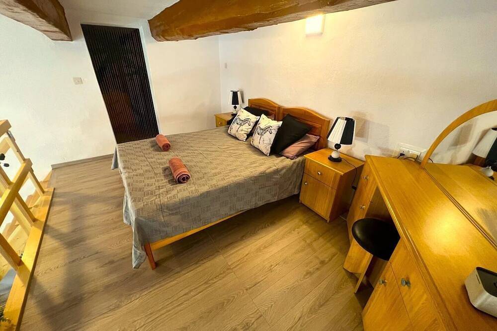 Charming 3-bedroom house with Wifi, Ac in brilliant Tas-Sliema in Tas-Sliema, Insel Malta