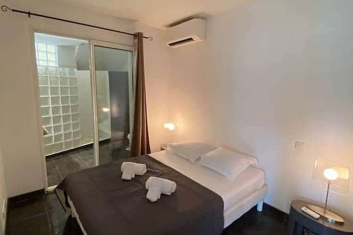 Gîte pour 6 personnes, avec balcon dans Plage du Ruppione - 3