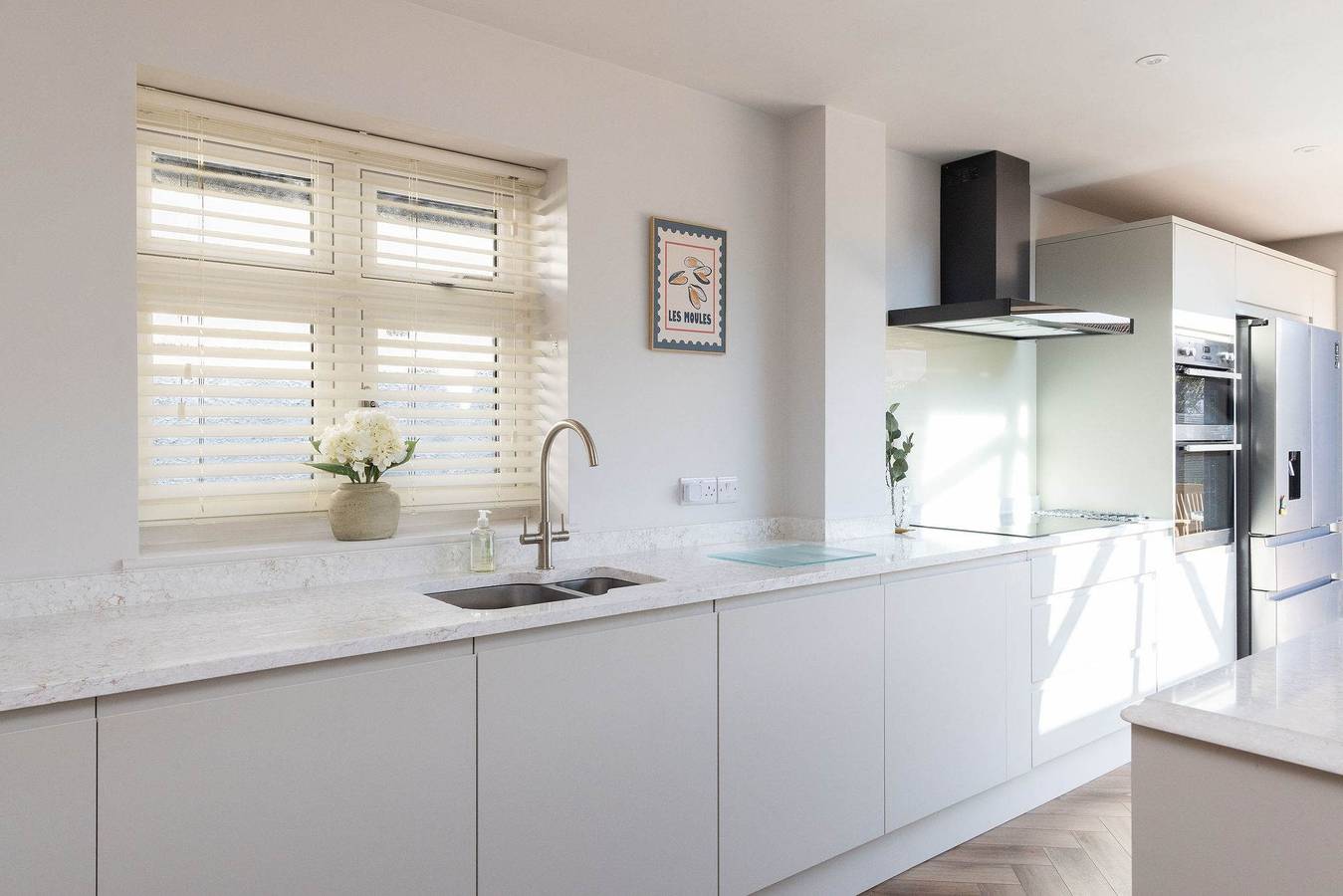 Stylish Coastal 3Bd Bungalow with Garden in West Wittering, West Sussex