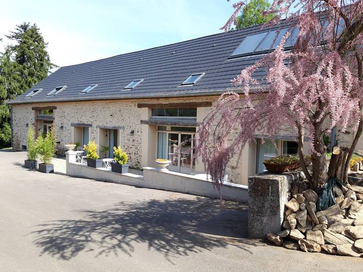 Gîte pour 39 personnes, avec piscine et terrasse ainsi que jacuzzi et jardin, animaux acceptés en Corrèze - 2