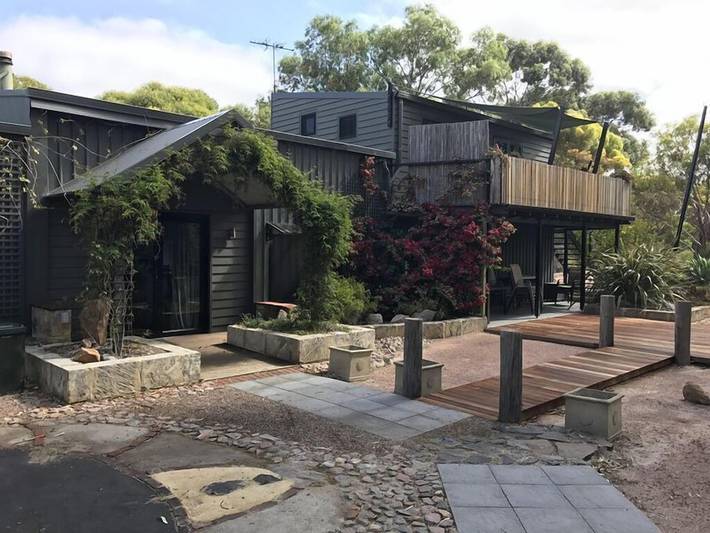 Holiday home for 8 people, with garden and balcony in Western Australia