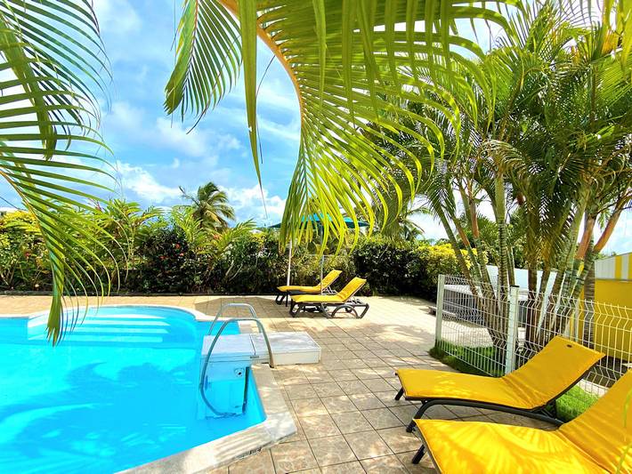 Gîte pour 3 personnes, avec jacuzzi et piscine ainsi que jardin et terrasse en Guadeloupe - 2