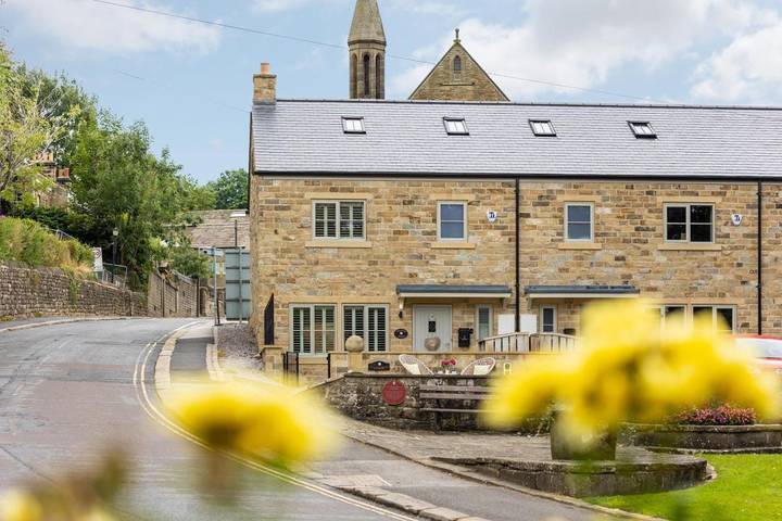 Bed and breakfast for 9 people, with Terrace and View in Harrogate