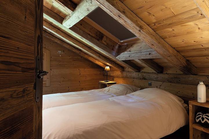 El encanto de una granja de más de 100 años combinada con materiales contemporáneos. in La Chapelle-d'Abondance, Les Portes du Soleil