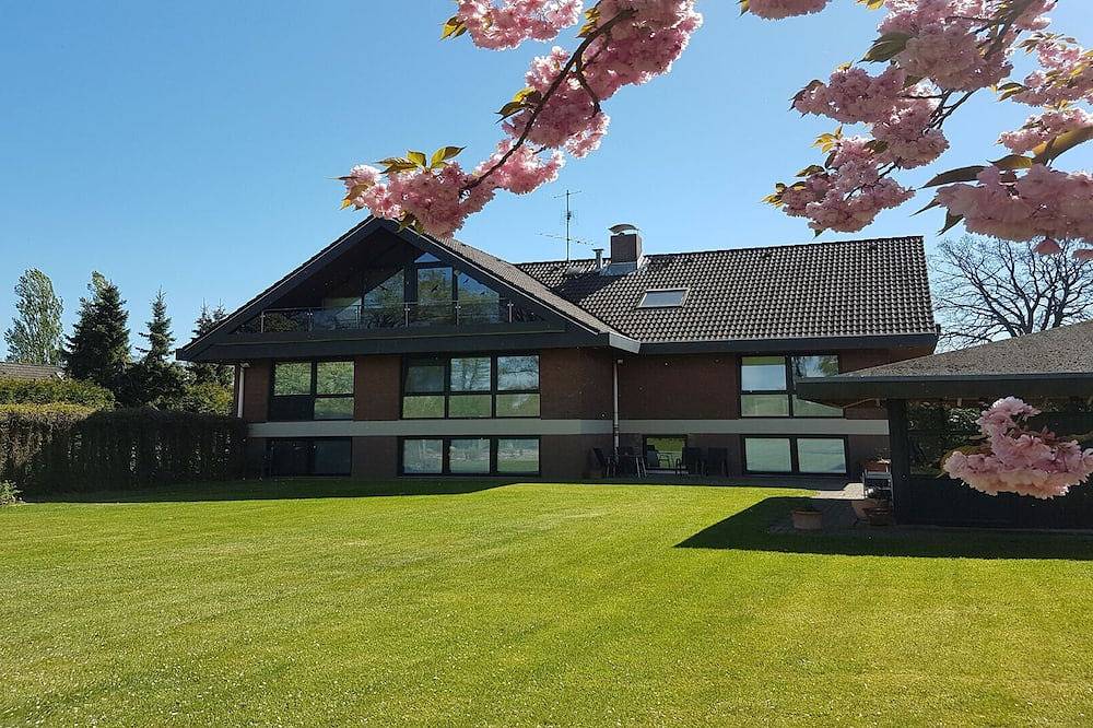 Großes Ferienhaus bei Hamburg | Garten, ruhig, familienfreundlich | 16 Pers in Seevetal, Landkreis Harburg