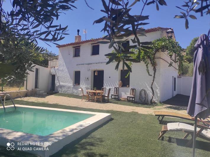 Casa rural para 8 personas, con jardín además de piscina y vistas en Yeste - 4