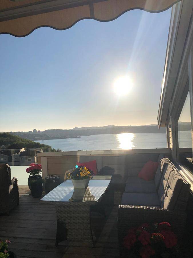 Ferienwohnung für 5 Personen, mit Terrasse und Ausblick - 1