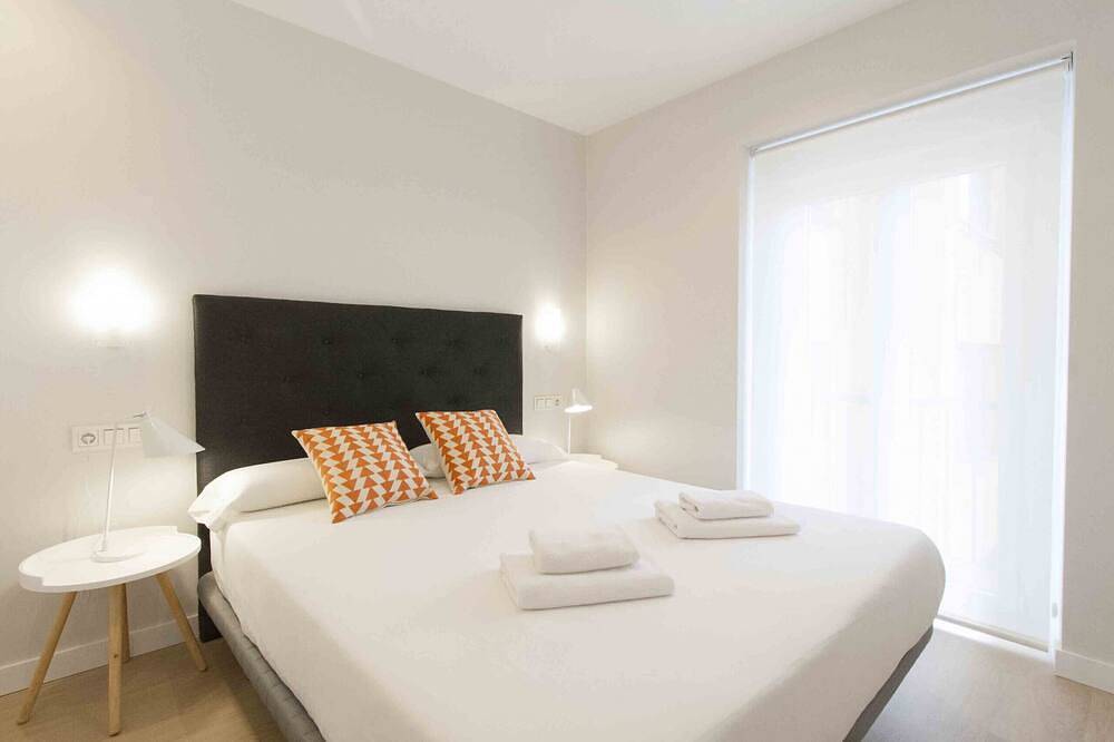 Entire apartment, Verona | The Rentals Collection in Playa de la Concha, San Sebastian