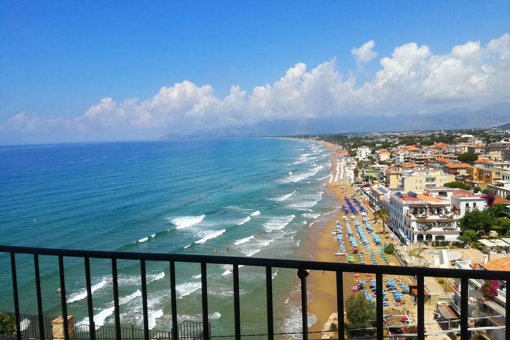 Ganze Wohnung, Casa Nettuno Sperlongaresort in Sperlonga, Latina Provinz