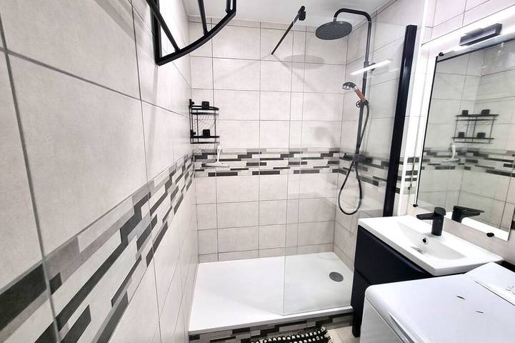 Ganze Wohnung, 🌴 Apartment 6 pers Le terminus Swimming pool Beach access Terrace Saint-Cyprien in Elne, Côte d'Améthyste