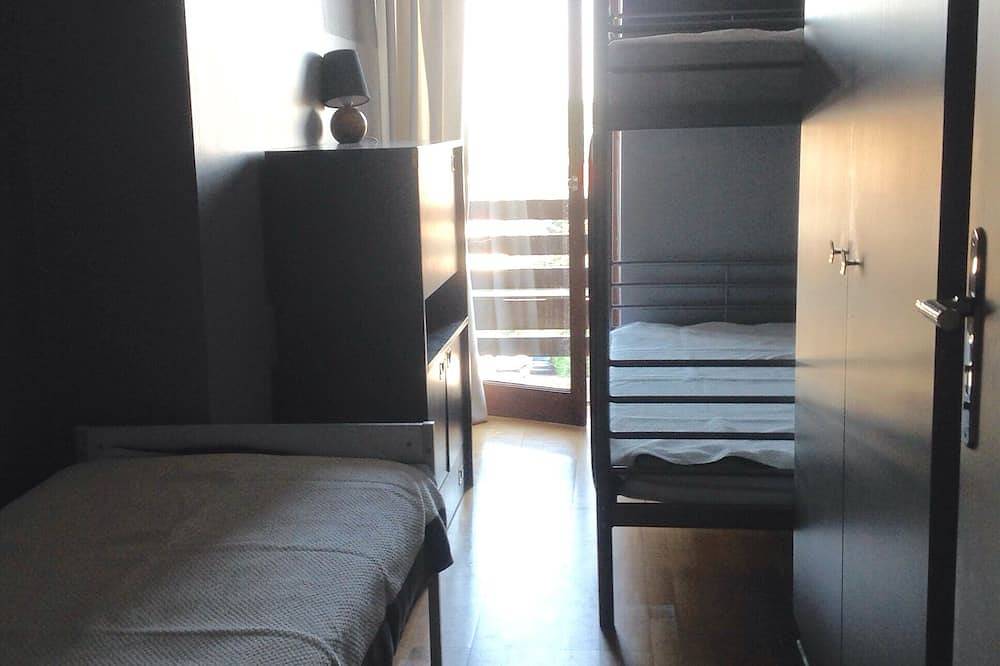 Geheel appartement, Volledig gerenoveerd appartement - Uitzicht op de zee - 3 slaapkamers - 2 balkons. in De Panne, Belgische Kust